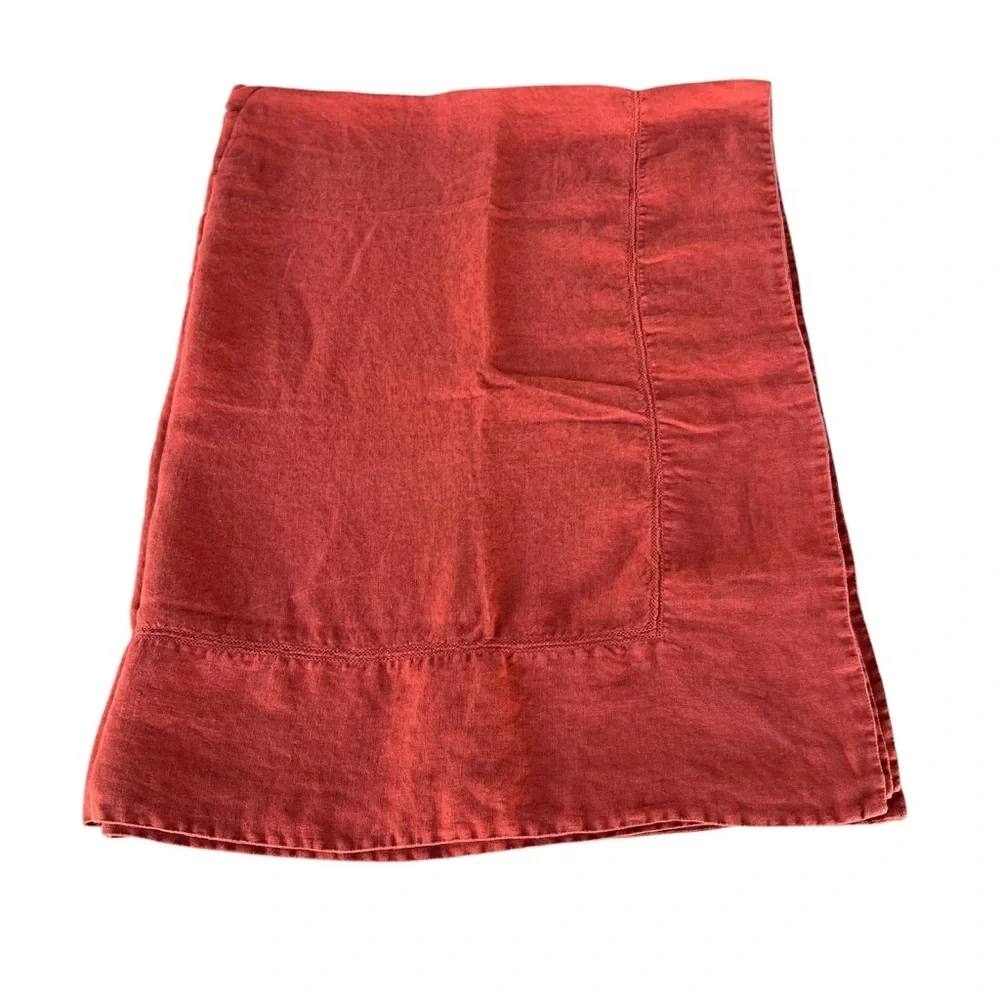 Williams-Sonoma 100% Linen Double Hemstitch Tablecloth Chili 52x70 Hungary GUC